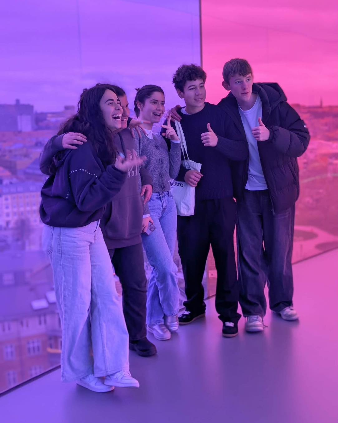 skole